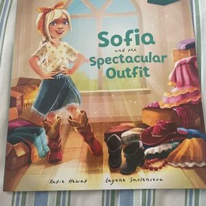 Sofia and the Spectacular Outfit Book
